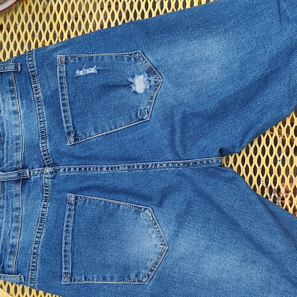 Flared Jeans - Picture 5 of 5